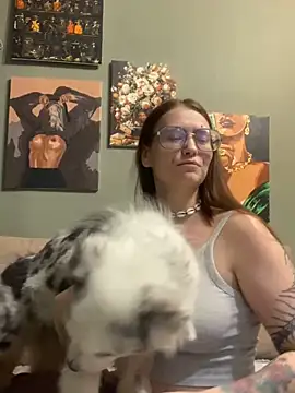 Snapshot of Sabrina_shells chatting on 03.07.25 Sabrina shells online show from 03.07.25