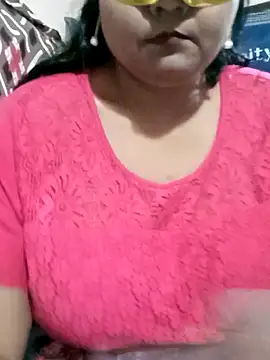 Snapshot of LustyBhabhi chatting on 02.19.25 LustyBhabhi online show from 02.19.25