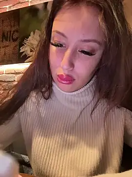 Snapshot of AndreaMood chatting on 03.23.25 AndreaMood online show from 03.23.25