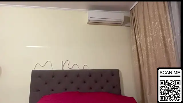 Snapshot of Dreamyblushfairy chatting on 11.01.25 Dreamyblushfairy online show from 11.01.25