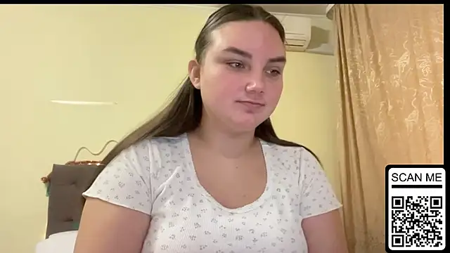 Snapshot of Dreamyblushfairy chatting on 11.21.25 Dreamyblushfairy online show from 11.21.25