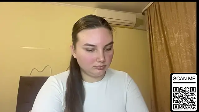 Snapshot of Dreamyblushfairy chatting on 11.24.25 Dreamyblushfairy online show from 11.24.25