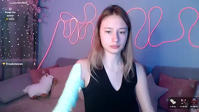 Haley Vixen online show from 12.22.25