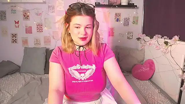 TessPleasure online show from 01.31.25