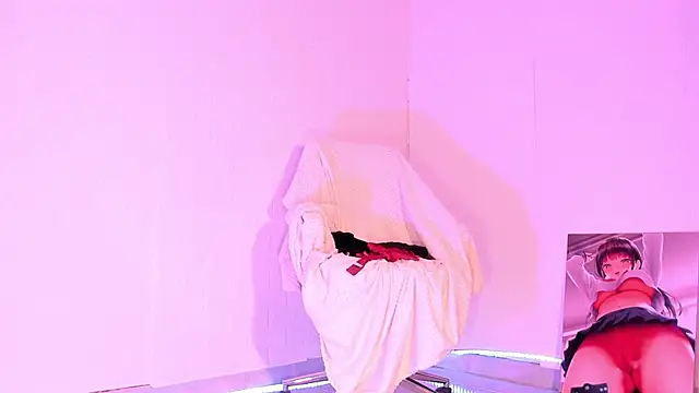 Snapshot of NattSumi chatting on 01.22.25 NattSumi online show from 01.22.25