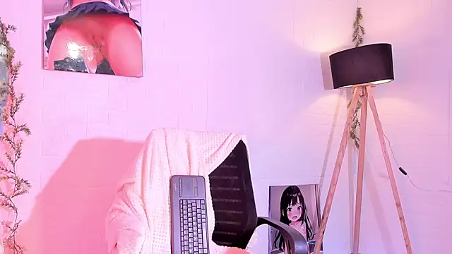 Snapshot of NattSumi chatting on 01.31.25 NattSumi online show from 01.31.25