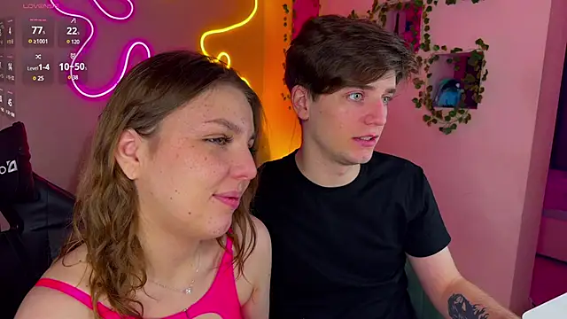 RobertAndLinela online show from 02.18.25