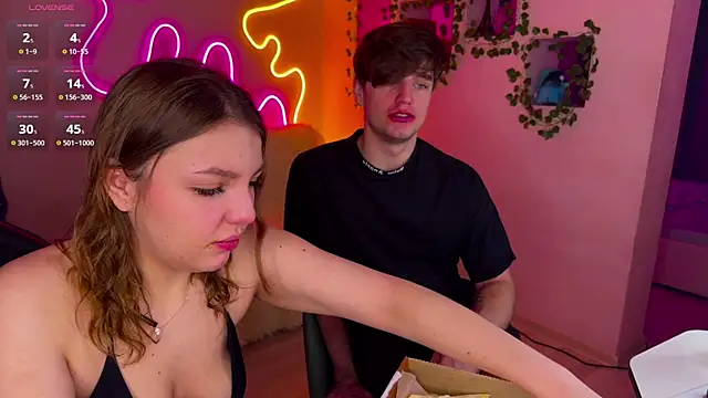 RobertAndLinela online show from 02.19.25