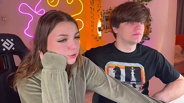 RobertAndLinela online show from 11.12.25