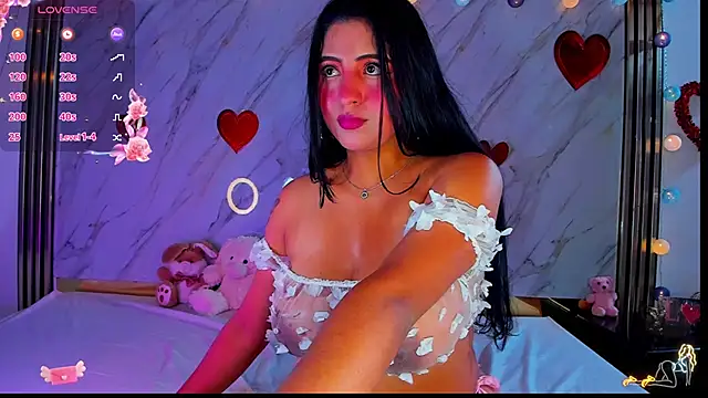 Snapshot of Lana_Parker_01 chatting on 06.16.26 Lana Parker 01 online show from 06.16.26