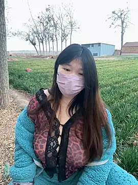 Snapshot of Happyou2 chatting on 03.04.25 Happyou2 online show from 03.04.25