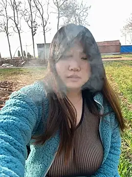 Snapshot of Happyou2 chatting on 03.05.25 Happyou2 online show from 03.05.25