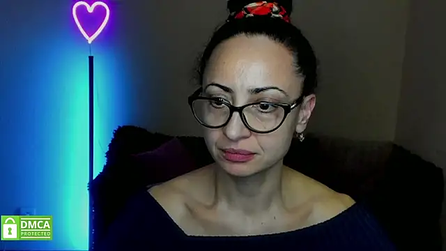 Arianasweety23 online show from 02.13.25