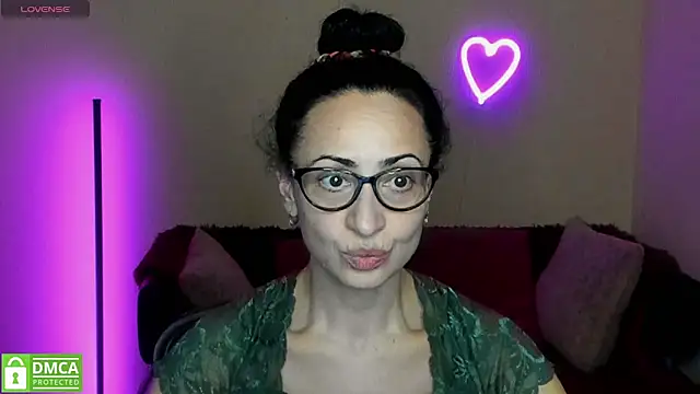 Arianasweety23 online show from 03.11.25