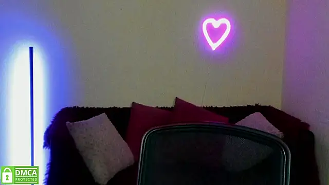 Arianasweety23 online show from 03.18.25