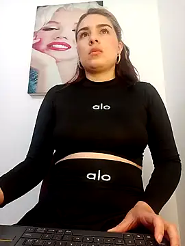 VictoriaMolina online show from 09.20.25