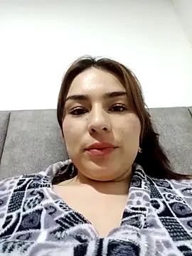 VictoriaMolina online show from 10.11.25