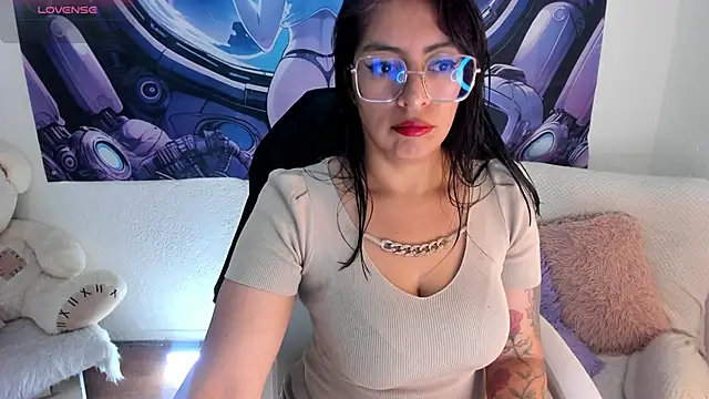 Snapshot of Irene_Grey20 chatting on 09.30.25 Irene Grey20 online show from 09.30.25