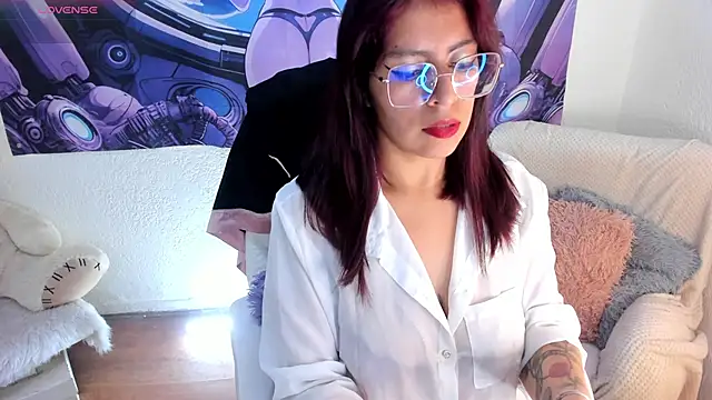 Snapshot of Irene_Grey20 chatting on 10.19.25 Irene Grey20 online show from 10.19.25