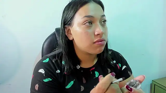 IsabellRodriguez18 online show from 05.27.26