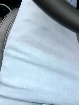 Snapshot of playboyz77 chatting on 01.11.25 playboyz77 online show from 01.11.25