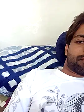 Snapshot of playboyz77 chatting on 03.06.25 playboyz77 online show from 03.06.25