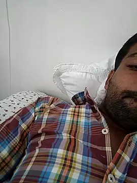 Snapshot of playboyz77 chatting on 10.13.25 playboyz77 online show from 10.13.25