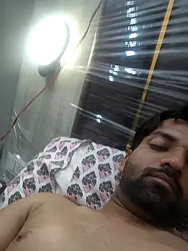 Snapshot of playboyz77 chatting on 02.14.26 playboyz77 online show from 02.14.26