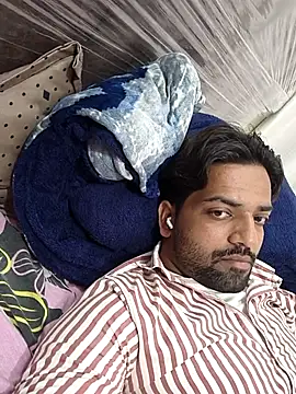 Snapshot of playboyz77 chatting on 03.19.26 playboyz77 online show from 03.19.26