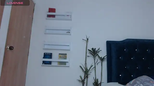 mari heart online show from 03.13.25