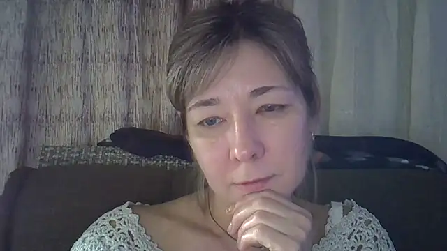 EllaJohnsonX online show from 01.11.25