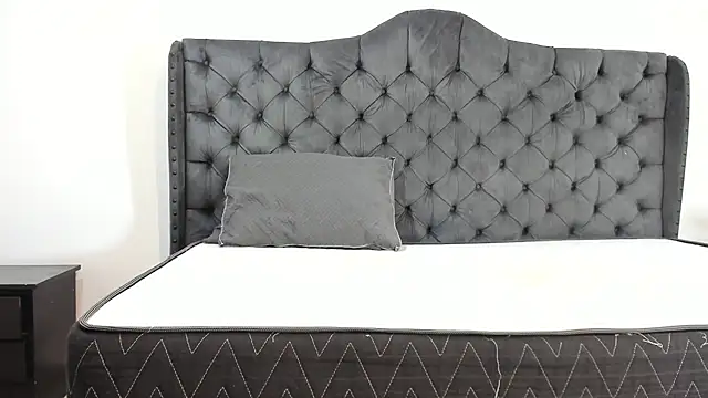 two milkyway online show from 09.27.25