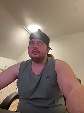 lonelypeanuts online show from 02.21.25