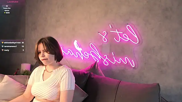 Snapshot of EricaElliott chatting on 01.25.25 EricaElliott online show from 01.25.25