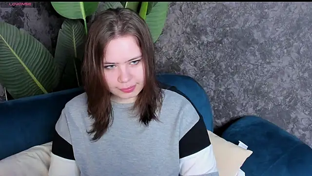 Snapshot of EricaElliott chatting on 11.13.25 EricaElliott online show from 11.13.25