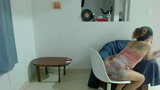 Snapshot of Maam_Ine chatting on 01.05.26 Maam Ine online show from 01.05.26