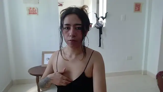 Snapshot of Maam_Ine chatting on 02.11.26 Maam Ine online show from 02.11.26