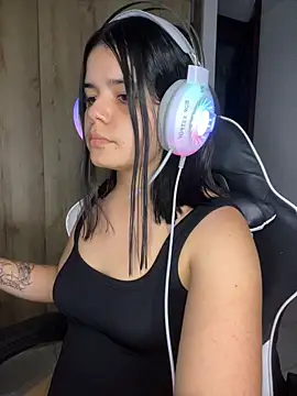 pretty angela1 online show from 12.23.25