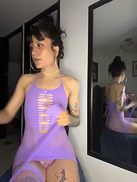 Snapshot of indira_k chatting on 04.30.26 indira k online show from 04.30.26