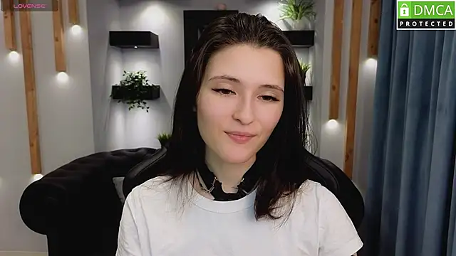 niki cutes online show from 01.31.25