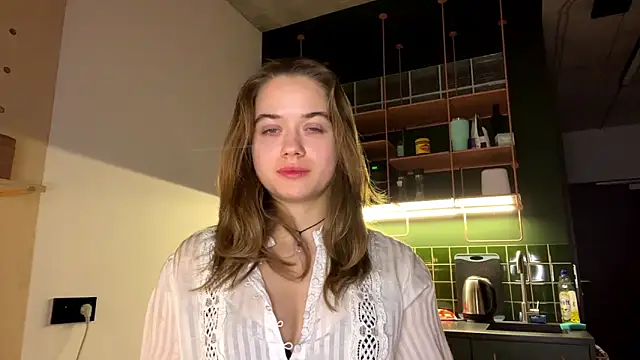 Snapshot of RoxyStar17 chatting on 01.13.25 RoxyStar17 online show from 01.13.25