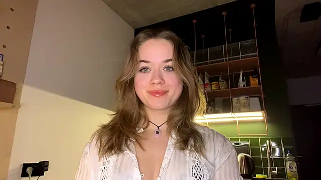 Snapshot of RoxyStar17 chatting on 01.26.25 RoxyStar17 online show from 01.26.25