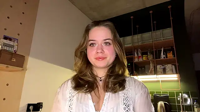 Snapshot of RoxyStar17 chatting on 01.29.25 RoxyStar17 online show from 01.29.25