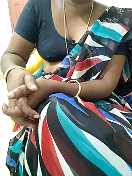 Snapshot of Tamil_roja69 chatting on 12.26.24 Tamil roja69 online show from 12.26.24