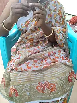 Snapshot of Tamil_roja69 chatting on 12.28.24 Tamil roja69 online show from 12.28.24