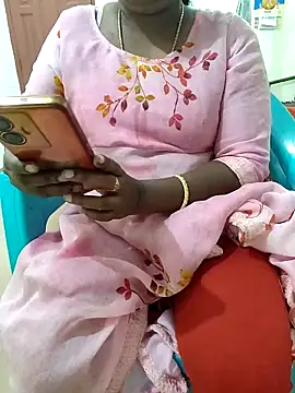 Snapshot of Tamil_roja69 chatting on 01.12.25 Tamil roja69 online show from 01.12.25