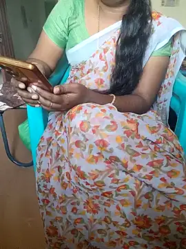 Snapshot of Tamil_roja69 chatting on 01.24.25 Tamil roja69 online show from 01.24.25