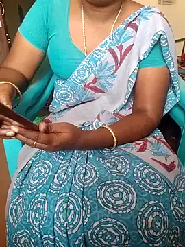 Snapshot of Tamil_roja69 chatting on 01.28.25 Tamil roja69 online show from 01.28.25