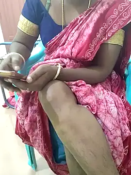 Snapshot of Tamil_roja69 chatting on 01.30.25 Tamil roja69 online show from 01.30.25