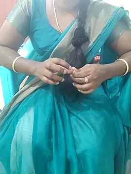 Snapshot of Tamil_roja69 chatting on 02.13.25 Tamil roja69 online show from 02.13.25